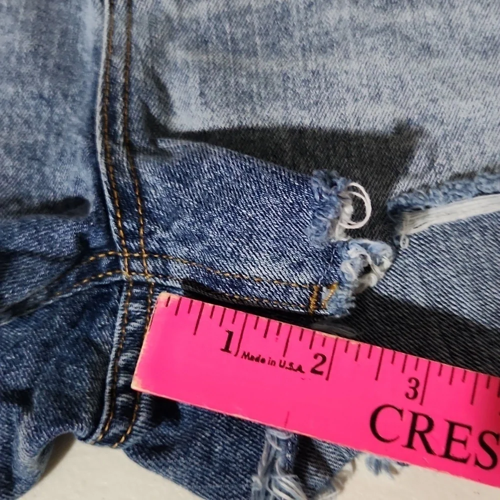 Wild Fable Shorts Distressed Blue Jean Shorts Distroyed Size 8 Holes Rips